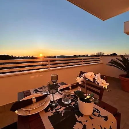 Maurushome A Casa Tua. *